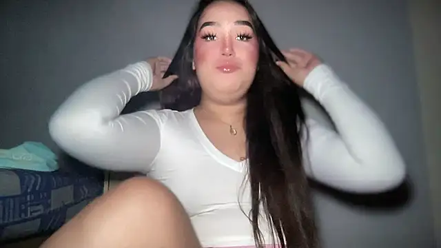 Snapshot of MissCataleyaxxx chatting on 02/28/26, 02:12 MissCataleyaxxx online show from 02/28/26, 02:12