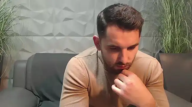 Snapshot of Antoniodiamond chatting on 12/07/24, 08:16 Antoniodiamond online show from 12/07/24, 08:16