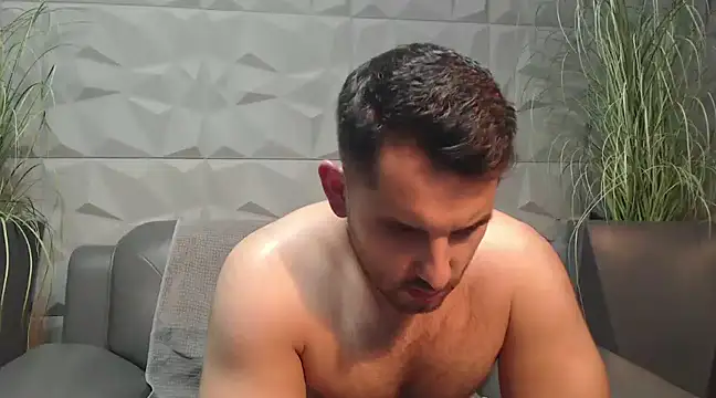 Snapshot of Antoniodiamond chatting on 12/21/24, 08:21 Antoniodiamond online show from 12/21/24, 08:21