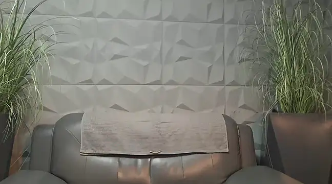 Snapshot of Antoniodiamond chatting on 12/30/24, 09:08 Antoniodiamond online show from 12/30/24, 09:08