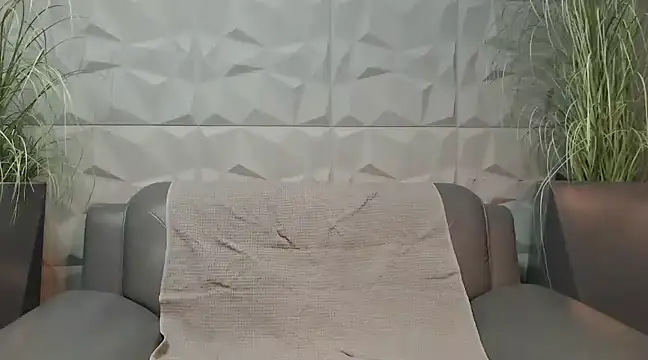 Snapshot of Antoniodiamond chatting on 01/29/25, 08:14 Antoniodiamond online show from 01/29/25, 08:14