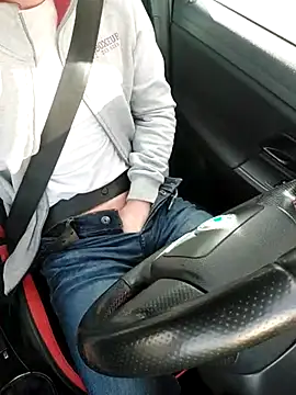 Xcoquinx online show from 03/22/25, 07:47