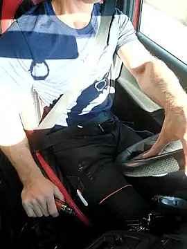 Xcoquinx online show from 09/10/25, 03:23