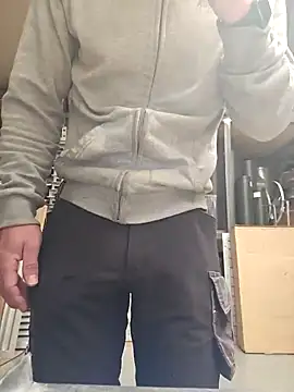 Xcoquinx online show from 10/07/25, 08:33