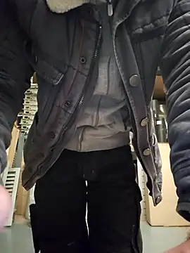 Xcoquinx online show from 11/20/25, 09:31