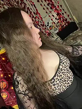 Snapshot of Var_Kiss chatting on 04/01/26, 02:25 Var Kiss online show from 04/01/26, 02:25