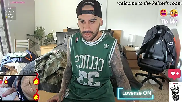 Snapshot of kaiser679_ chatting on 09/10/25, 04:40 kaiser679 online show from 09/10/25, 04:40