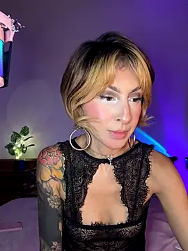 Cinamoonn online show from 09/23/25, 08:34