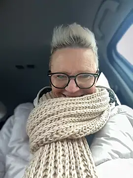 German Milf online show from 01/21/25, 01:11