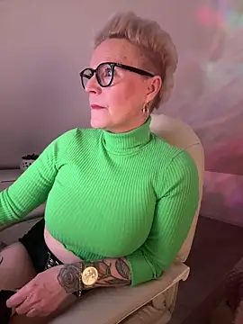 German Milf online show from 02/02/26, 02:05