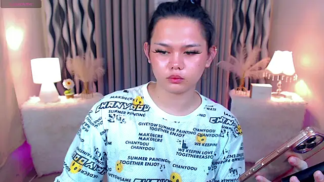 Ella Fantasiax online show from 10/30/25, 07:47