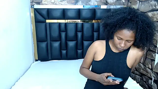 lizeth keilyn online show from 12/31/24, 01:30