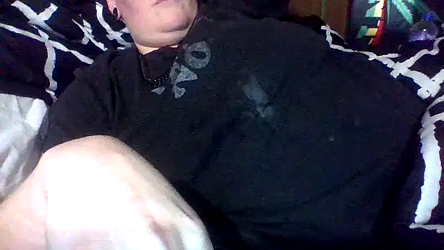 Mhunt666 online show from 03/08/26, 05:28