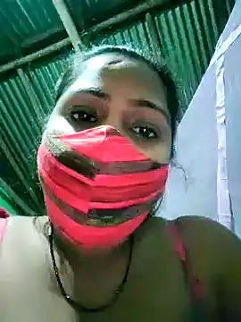 Shristiprakash0 online show from 12/23/24, 04:28