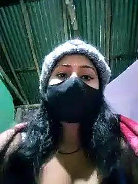 Shristiprakash0 online show from 12/26/24, 04:47