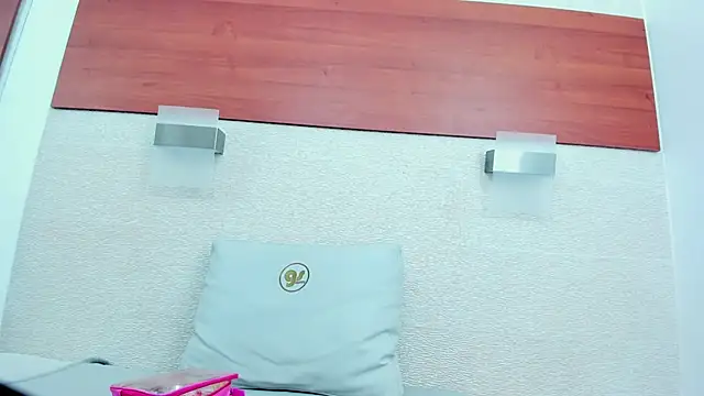 allice green online show from 11/08/25, 01:50