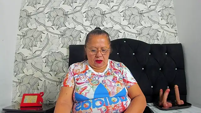 Keira Lennox online show from 01/06/26, 11:58