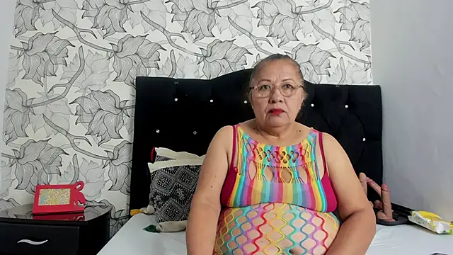 Keira Lennox online show from 02/05/26, 11:48