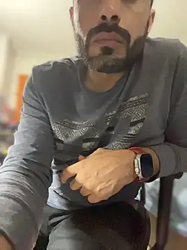 Snapshot of JayJayRod chatting on 04/05/26, 04:37 JayJayRod online show from 04/05/26, 04:37