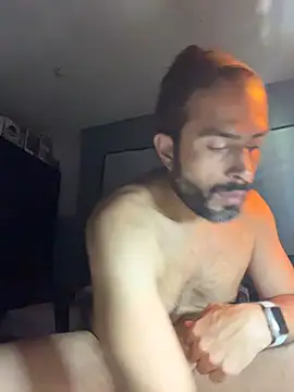 Snapshot of JayJayRod chatting on 04/15/26, 05:09 JayJayRod online show from 04/15/26, 05:09