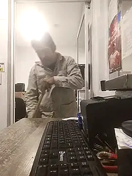 Snapshot of sagrado_1989 chatting on 01/19/26, 01:09 sagrado 1989 online show from 01/19/26, 01:09