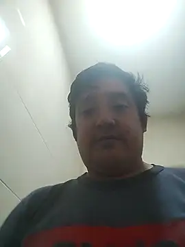 Snapshot of sagrado_1989 chatting on 03/09/26, 12:03 sagrado 1989 online show from 03/09/26, 12:03