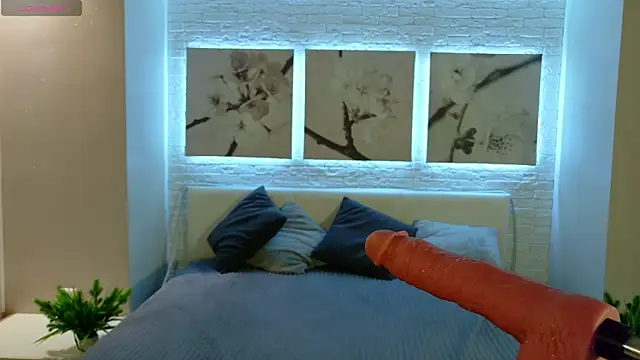 Snapshot of Betty_June chatting on 04/17/26, 08:34 Betty June online show from 04/17/26, 08:34