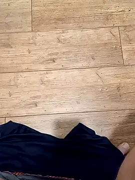 Snapshot of Mark_Dad chatting on 12/30/24, 10:43 Mark Dad online show from 12/30/24, 10:43