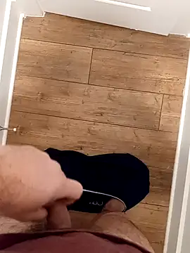 Snapshot of Mark_Dad chatting on 02/10/25, 01:01 Mark Dad online show from 02/10/25, 01:01