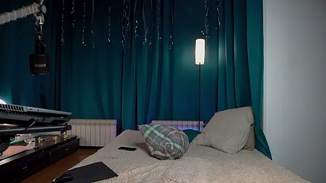 VIktorSecret online show from 03/19/26, 04:49