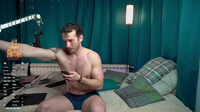 VIktorSecret online show from 04/17/26, 03:09