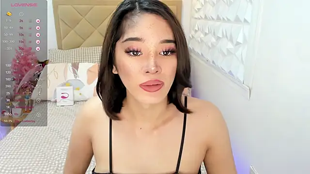 TsHeartXxx online show from 11/21/25, 05:39