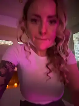 EmaSalis online show from 03/15/26, 09:04