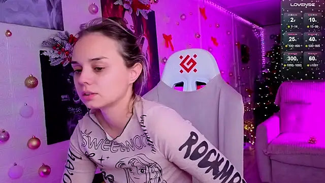 Misss Vikk online show from 12/15/25, 06:28