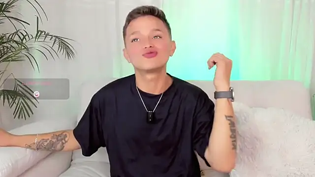 Snapshot of Tim_wolf chatting on 03/11/26, 08:37 Tim wolf online show from 03/11/26, 08:37