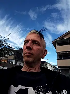 seelengleich online show from 10/04/25, 12:14