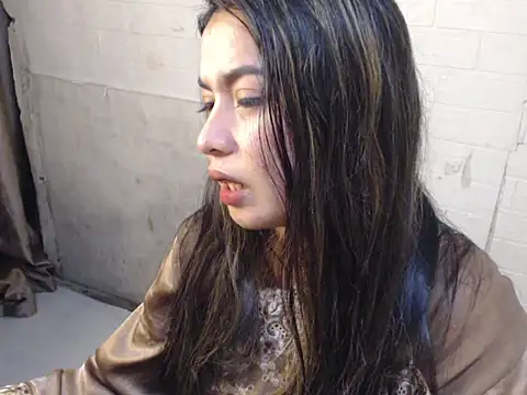 Snapshot of Urbabygirl_jenny chatting on 05/18/26, 01:24 Urbabygirl jenny online show from 05/18/26, 01:24