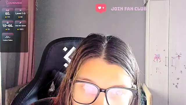 MollyLollipop online show from 09/29/25, 04:50