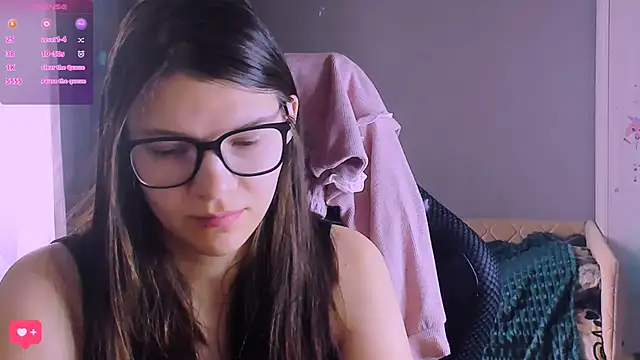 Snapshot of MollyLollipop chatting on 03/26/26, 05:46 MollyLollipop online show from 03/26/26, 05:46