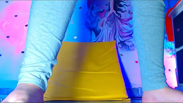 Snapshot of oliviarodriguez2u chatting on 10/27/25, 10:58 oliviarodriguez2u online show from 10/27/25, 10:58