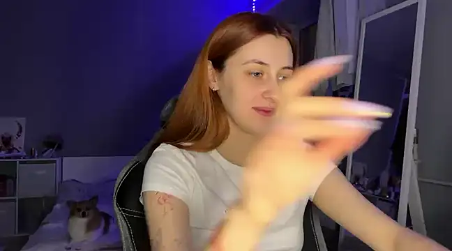 Uniarten online show from 01/15/25, 05:15