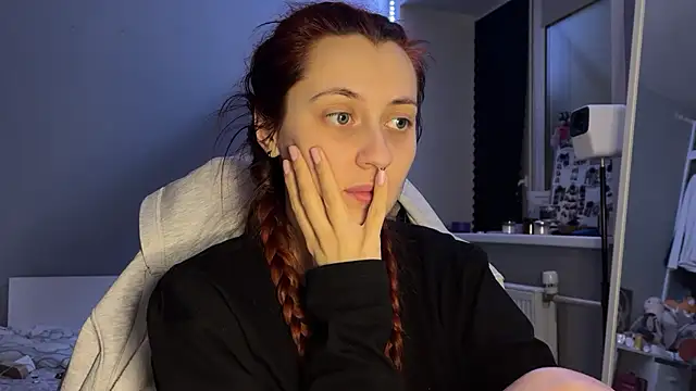 Uniarten online show from 01/10/26, 05:58