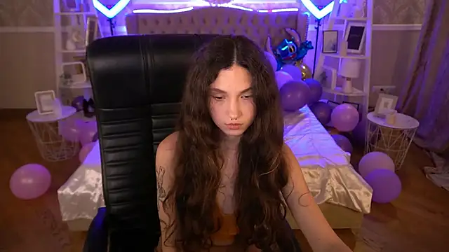 BabyFlowerr online show from 01/19/25, 11:10