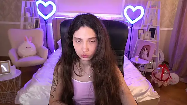 BabyFlowerr online show from 03/13/25, 04:38