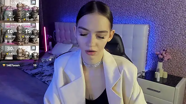 SophieCatty online show from 02/25/25, 09:42