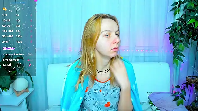 Snapshot of Bell_a_mi_ chatting on 02/12/25, 01:52 Bell a mi online show from 02/12/25, 01:52