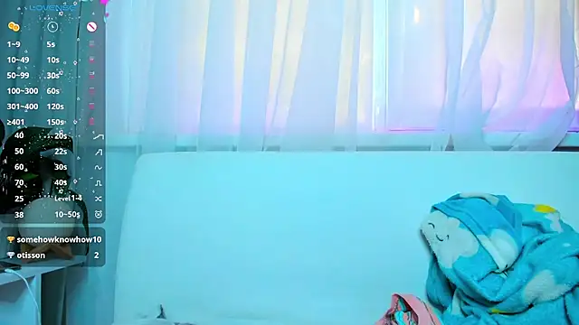 Snapshot of Bell_a_mi_ chatting on 02/13/25, 07:56 Bell a mi online show from 02/13/25, 07:56