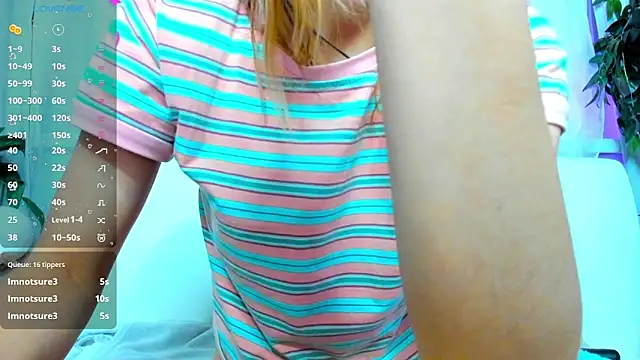 Snapshot of Bell_a_mi_ chatting on 02/19/25, 04:55 Bell a mi online show from 02/19/25, 04:55