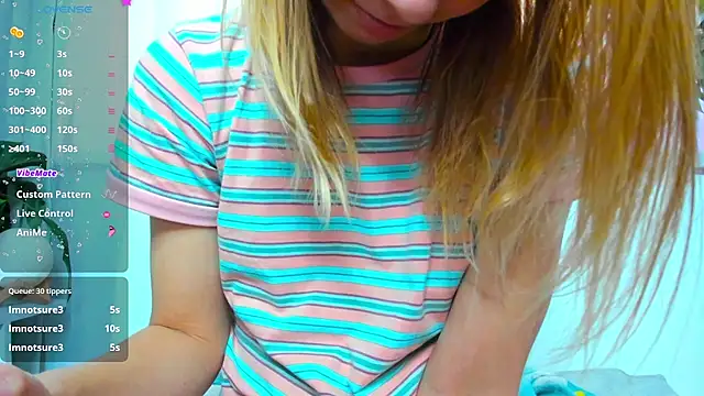 Snapshot of Bell_a_mi_ chatting on 02/19/25, 08:01 Bell a mi online show from 02/19/25, 08:01