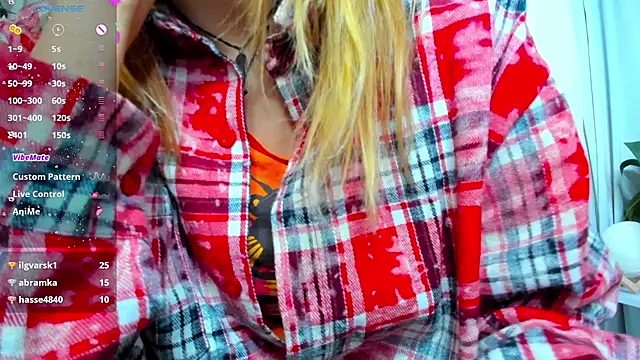 Snapshot of Bell_a_mi_ chatting on 02/24/25, 08:17 Bell a mi online show from 02/24/25, 08:17